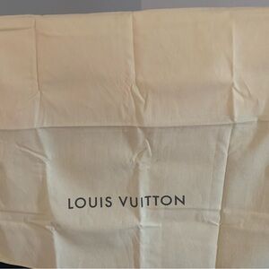 Louis Vuitton Beige Dust Bag with Black Logo